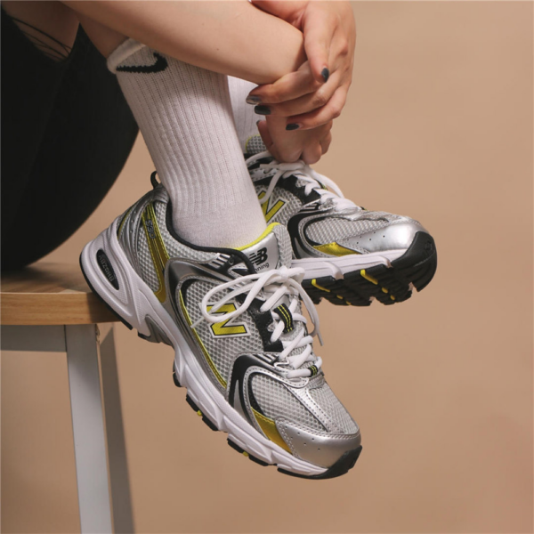 Giày New Balance 530 Retro Running Silver Yellow MR530SC - Ảnh 3