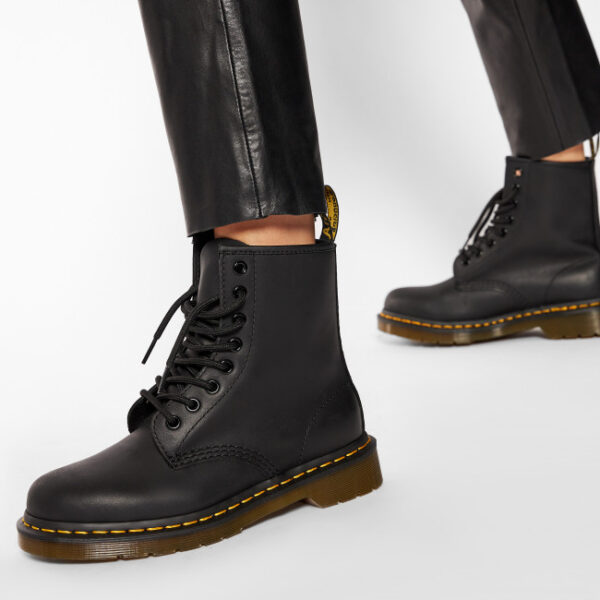 Giày Dr. Martens 1460 Greasy 'Black' 11822003 - Ảnh 3