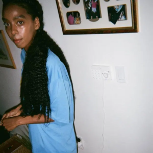 Alternative view of Áo Drew House Mascot SS Tee Sky Blue