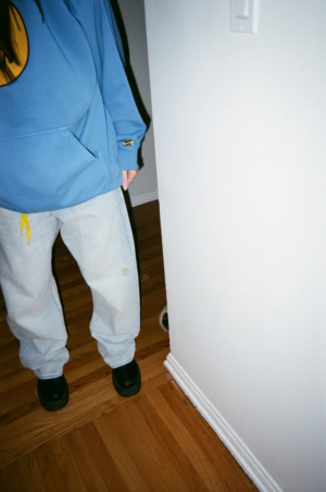 Alternative view of Áo Drew House Mascot Hoodie Sky Blue