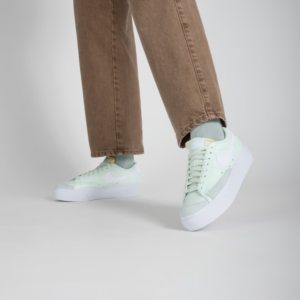 Alternative view of Giày Nike Blazer Low Platform 'Barely Green' DJ0292-300