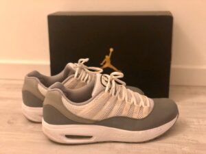 Alternative view of Giày Nike Jordan CMFT 11 Viz Air 444905-101