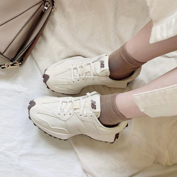 Giày New Balance Wmns 327 'Angora' WS327FB - Ảnh 2