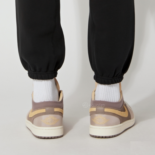 Giày Nike Air Jordan 1 Low SE Craft 'Taupe Haze' DN1635-200 - Ảnh 5