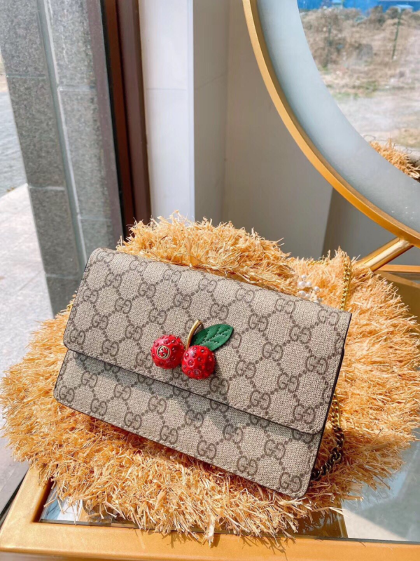 Túi Gucci GG Supreme Mini Bag With Cherries 481291 K9GXT 8694 - Ảnh 5