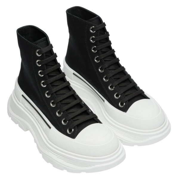Giày Alexander McQueen Wmns Tread Slick Boots 'Black White' 611706-W4L32-1070 - Ảnh 5