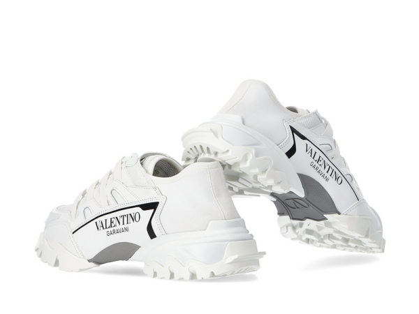 Giày Valentino Logo Lettering Sneakers in white VY2S0E04VXN0BO - Ảnh 4