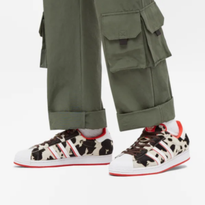 Alternative view of Giày Adidas Superstar 'Chinese New Year' FY8798