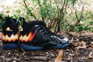Alternative view of Giày Nike Air Foamposite One Halloween 846077-002