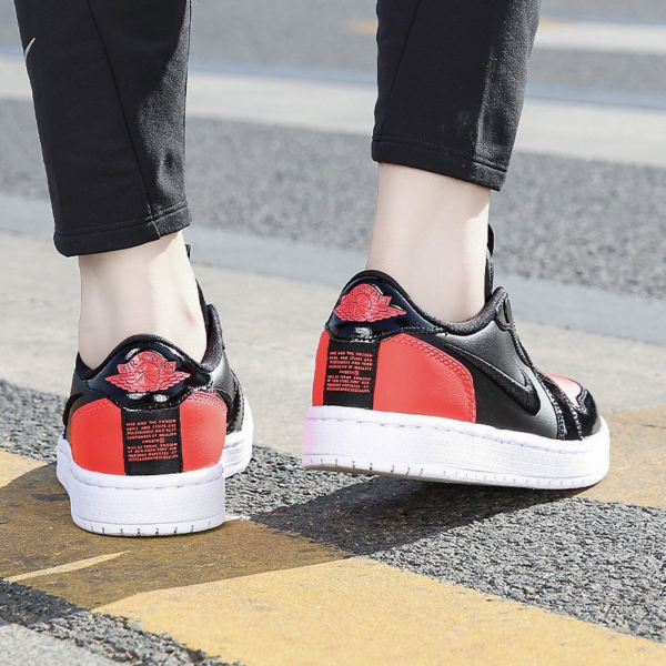 Giày Nike Wmns Air Jordan 1 Low Slip 'Infra-Bred'  AV3918-600 - Ảnh 3