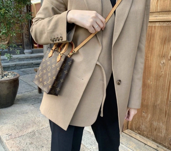 Túi Louis Vuitton Petit Sac Plat Monogram Empreinte M69442 - Ảnh 2
