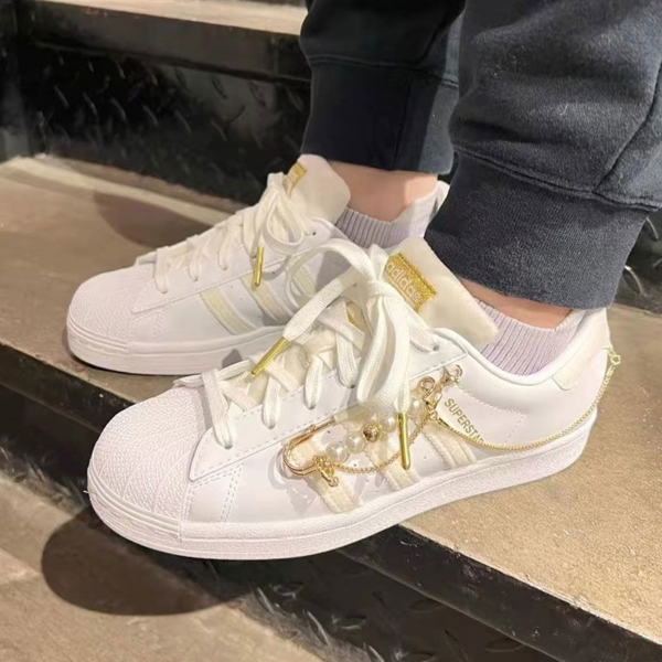 Giay Adidas Superstar Cloud White 'Off White Gold Metallic' GZ3386