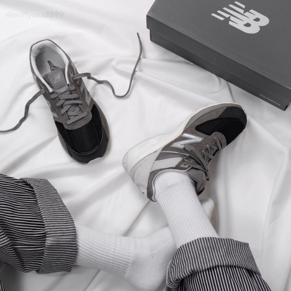 Giày New Balance 990v5 Big Kid 'Marblehead' GC990MN5 - Ảnh 3