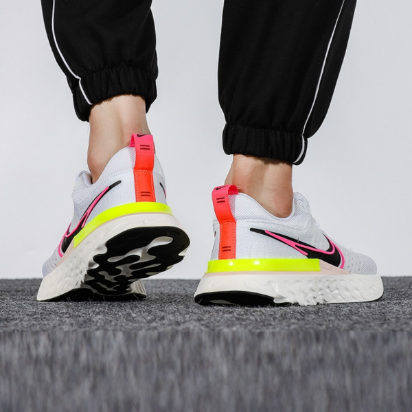 Giày Nike Wmns React Infinity Run Flyknit 2 'Rawdacious' DJ5396-100 - Ảnh 5