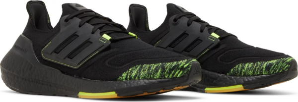 Giay Adidas UltraBoost 22 'Black Solar Yellow' GX5915