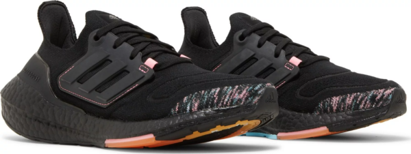 Giay Adidas UltraBoost 22 'Black Beam Pink' GX5927