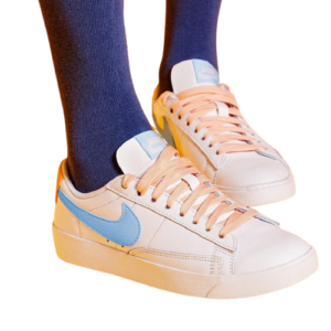 Alternative view of Giày Nike Blazer Low LE 'White' AV9370-104