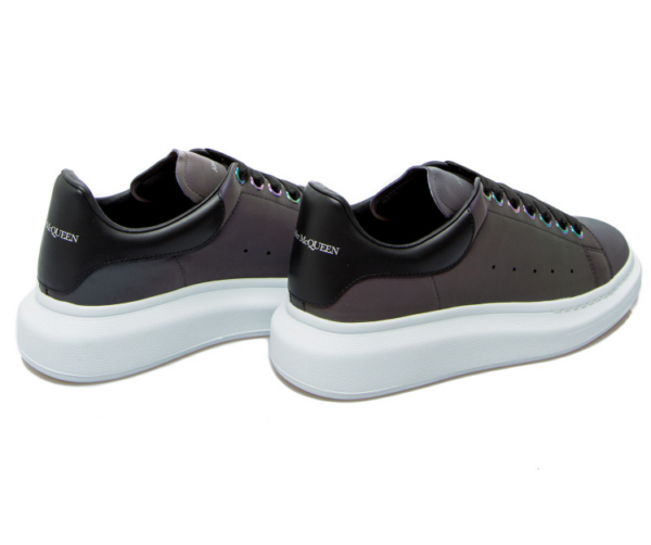 Giày Alexander McQueen Oversized Sneaker 'Beetle Iridescent' 645870-W4NR1-3052 - Ảnh 3
