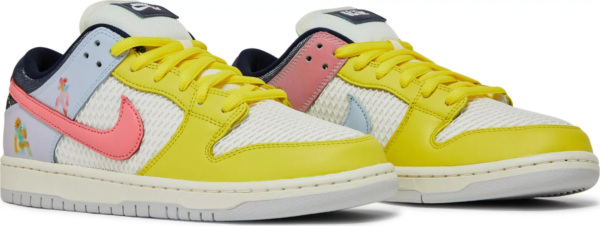 Giay Nike SB Dunk Low Pro 'Multicolor' DX5933-900