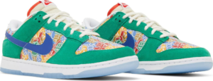 Giay Nike Dunk Low 'Foam Finger' DZ5184-300