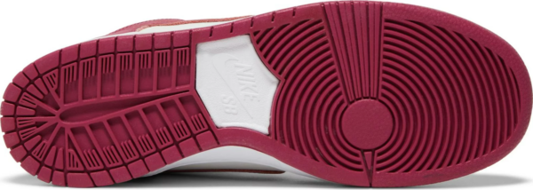 Giay Nike Dunk High Pro SB 'Sweet Beet' DQ4485-600