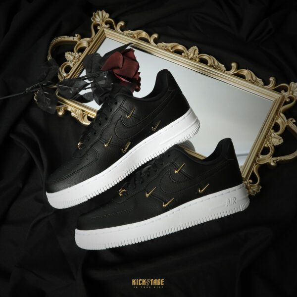 Giày Nike Wmns Air Force 1 '07 LX 'Sisterhood Black Metallic Gold' CT1990-001 - Ảnh 2