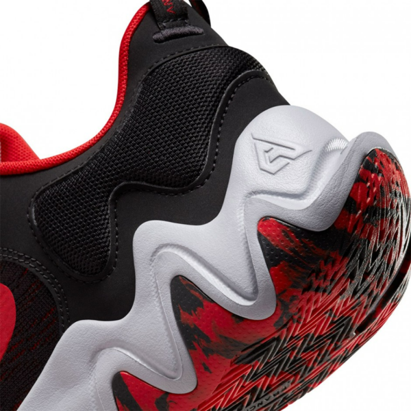 Giay Nike Giannis Immortality 2 'Bred' DM0825-005
