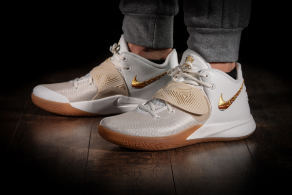 Giày Nike Kyrie Flytrap 3 'Summit White' BQ3060-105 - Ảnh 4