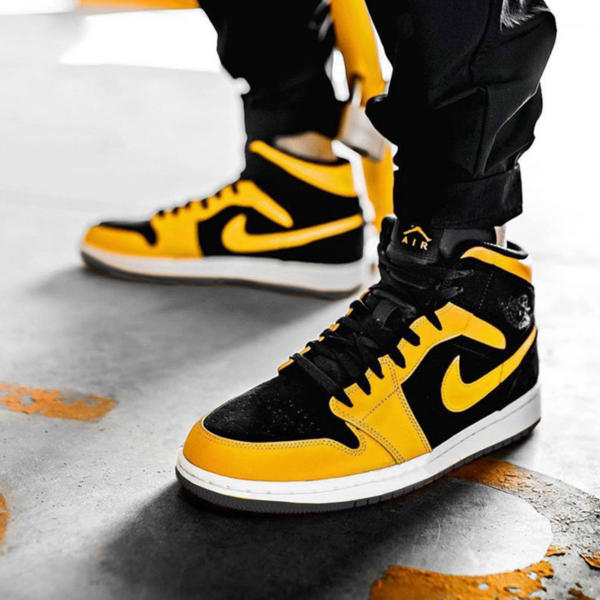 Giày Nike Air Jordan 1 Retro Mid 'Reverse New Love' 554724-071 - Ảnh 3