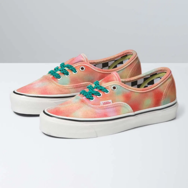 Giay Vans Authentic 44 Dx x Ireneisgood 'Aura' VN0005U8BMC