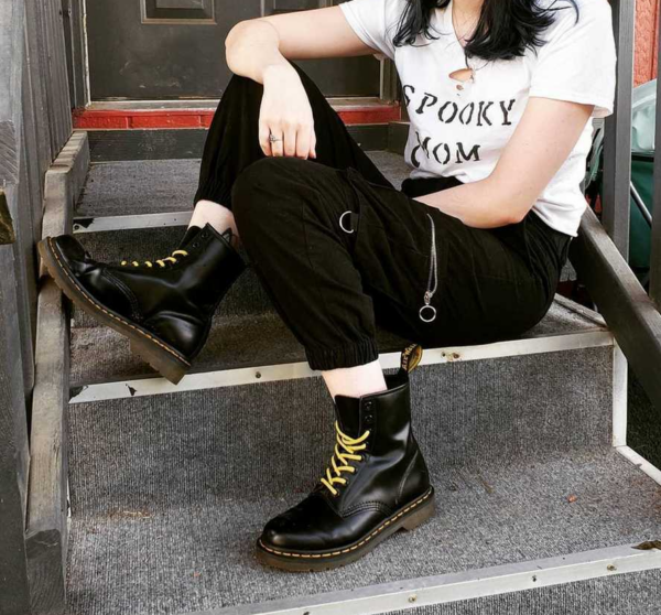 Giày Dr.Martens 1460 Women's Smooth Leather Lace Up 'Black' 11821006 - Ảnh 3