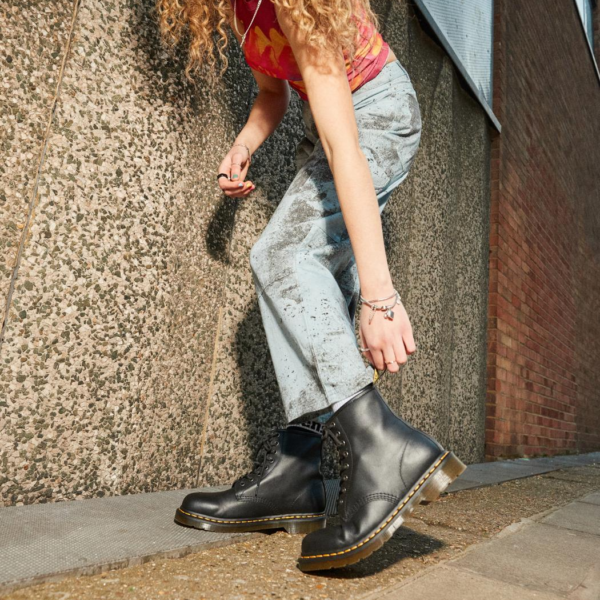 Giày Dr. Martens 1460 Black Nappa Smooth Leather Ankle Boots 11822002 - Ảnh 2