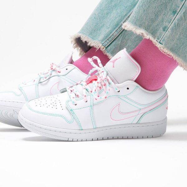 Giày Nike Air Jordan 1 Low GS 'Aurora Green' 554723-101 - Ảnh 2