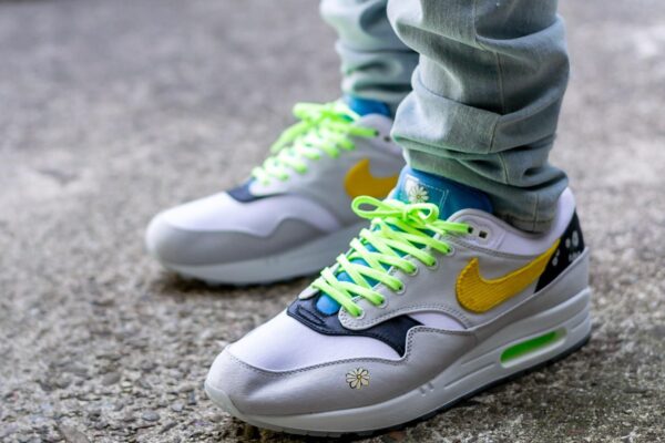 Giày Nike Air Max 1 GS 'Daisy' CW5861-100 - Ảnh 2