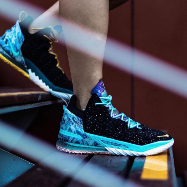 Giày Nike LeBron 18 'Reflections' DB8148-003 - Ảnh 3