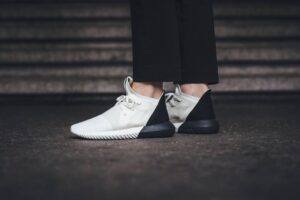 Alternative view of Giày Adidas Tubular Defiant 'Color Contrast Pack' S75246