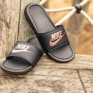 Alternative view of Dép Nike Wmns Benassi JDI Slides 'Black' 343881-007