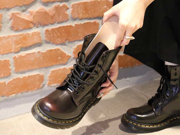 Giày Dr. Martens Wmns Arcadia Leather Lace Up Boot 'Cherry Red' 13661601 - Ảnh 2