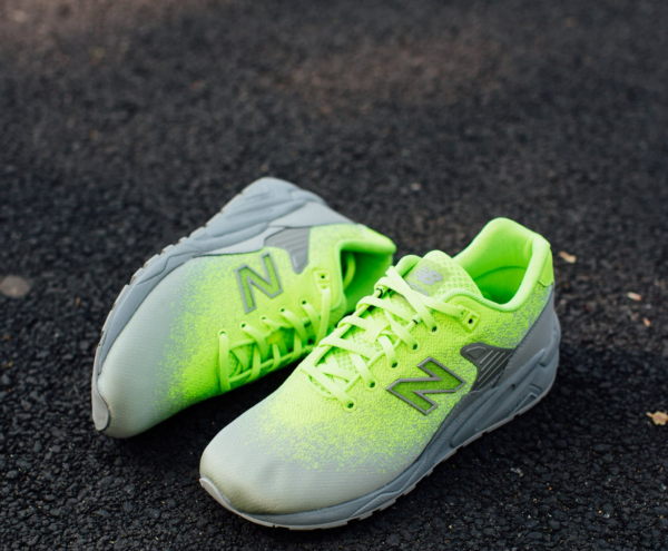Giày New Balance 580 Grey Neon MRT580JE - Ảnh 3