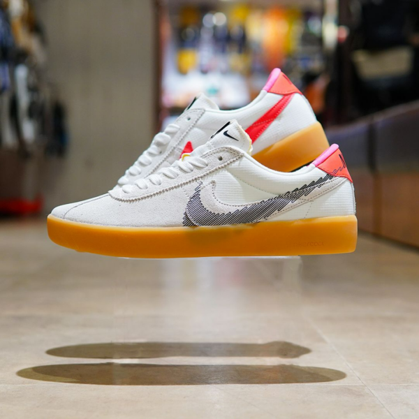 Giày Nike Bruin React T SB 'Rawdacious Summit White' CV5980-101 - Ảnh 5