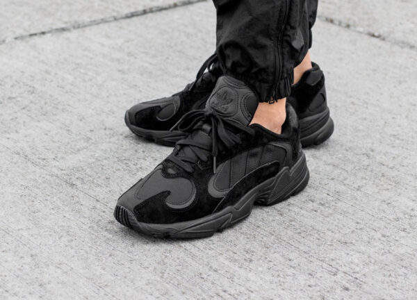 Giày Adidas Yung 1 'Triple Black' G27026 - Ảnh 4