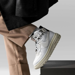 Giay Nike Wmns Air Force 1 High Utility 2.0 'Summit White' DC3584-100