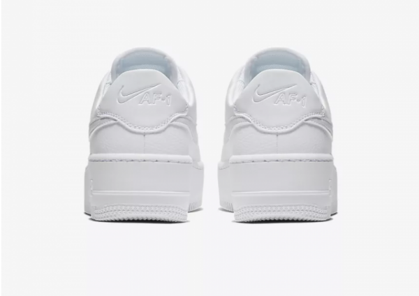 Giay Nike Air Force 1 Sage Low 'Triple White' AR5339-100