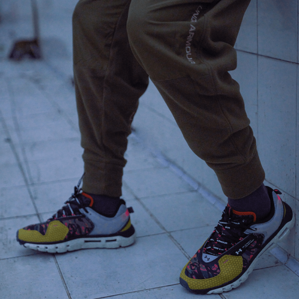 Giày Under Armour HOVR Summit CLLSN CRS PRT 'Black Yellow' 3022969-001 - Ảnh 2