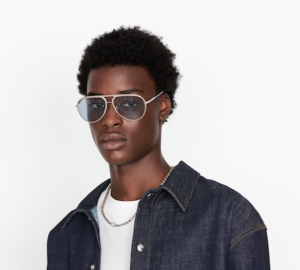 Kinh Dior DiorEssential A2U ESTLA2UH-F0I8