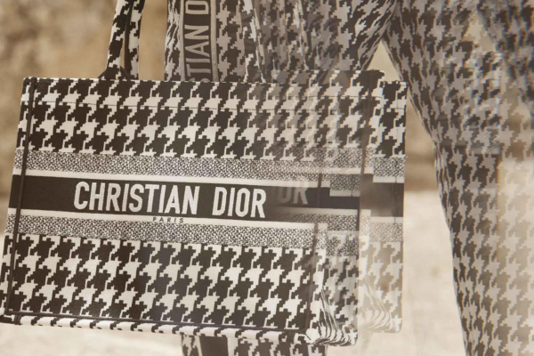 Tui Dior Medium Book Tote 'Black Macro Houndstooth' M1296ZTQT-M911