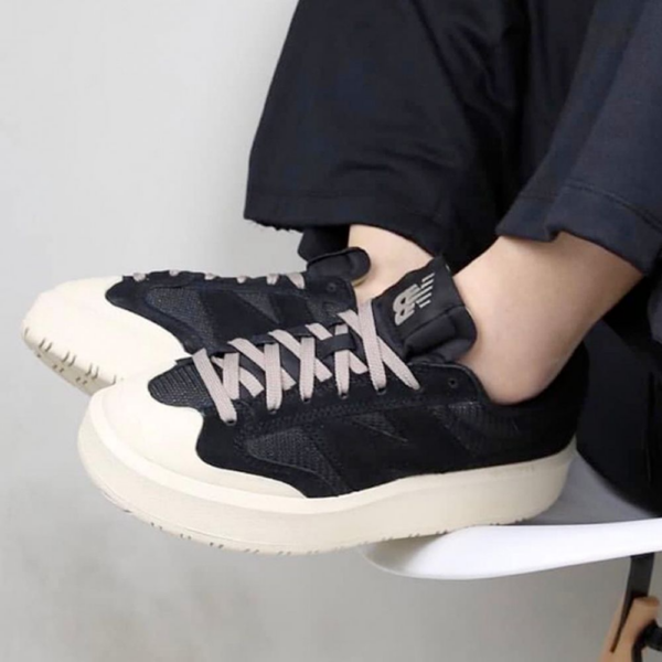 Giay New Balance CT302 'Black Calm Taupe' CT302WA