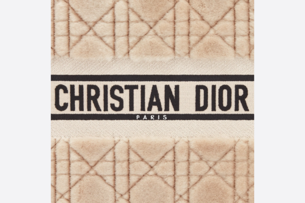 Tui Dior Large Book Tote 'Beige Cannage Shearling' M1286ZMBU-M918
