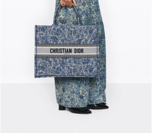 Tui Dior Book Tote Large 'Blue Brocart Embroidery' M1286ZRXR-M49E