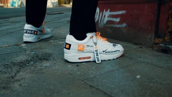 Giày Nike Air Max 1 Se 'Just Do It' AO1021-100 - Ảnh 4